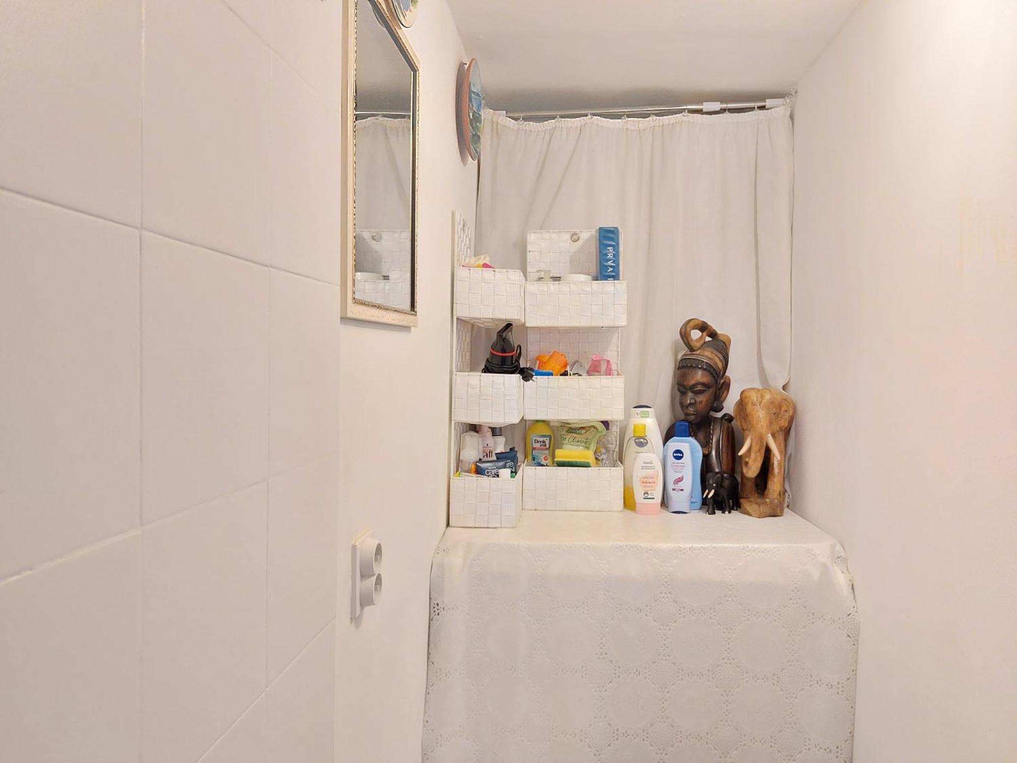 Rm Antonio On Dumanica St - En-suite Rm 5 Min To The Old Town Of